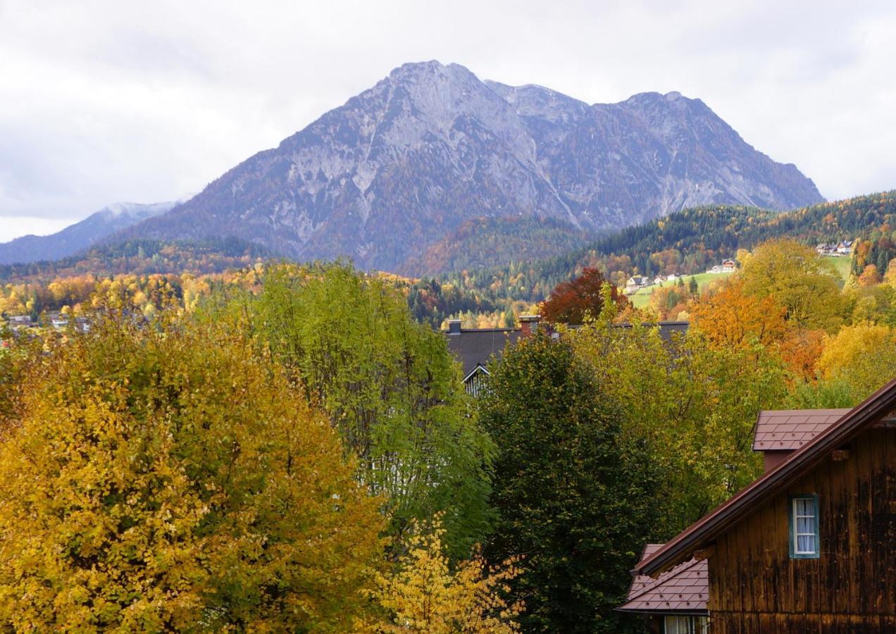 Altes Pfarrhaus Apartment Altaussee Exterior foto